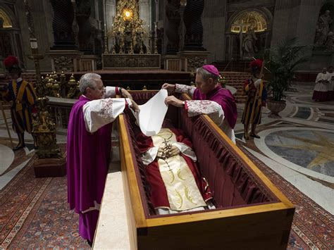 who is the current pope|is pope benedict still alive.